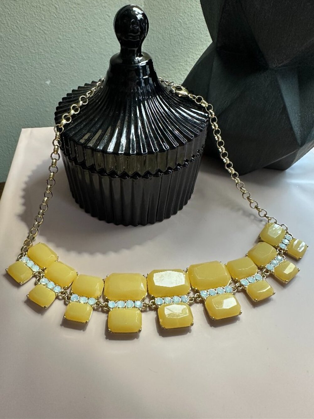 Honey Yellow Octagon Gem Statement Necklace - Gold Tone Mod Bib Necklace